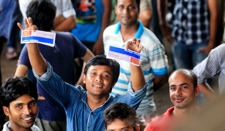 শনিবার থেকে ঈদ ট্রেনের অগ্রিম টিকিট