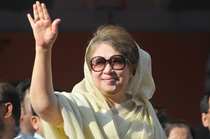খালেদা জিয়ার ডান চোখে সফলভাবে অস্ত্রোপচার