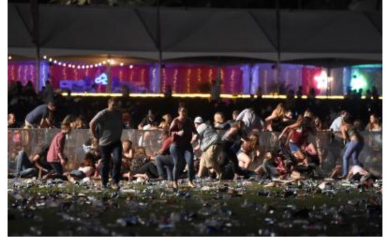 লাস ভেগাসে কনসার্টে গুলি, নিহত ৫৮