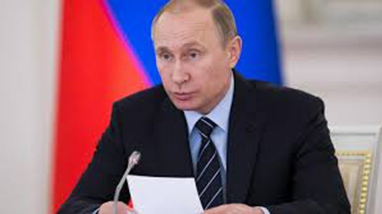 অস্ত্র তৈরিতে রাশিয়া এগিয়ে জানিয়েছেন প্রেসিডেন্ট ভ্লাদিমির পুতিন