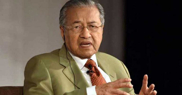 মালয়েশিয়ায় দক্ষ বিদেশিদের নাগরিকত্ব : ড. মাহাথির মোহাম্মদ