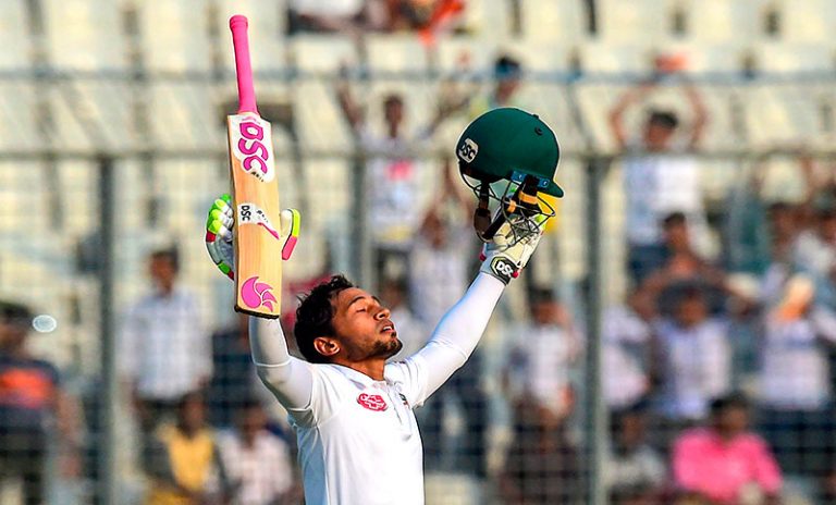 ডাবল সেঞ্চুরি হাঁকালেন মি. ডিপেন্ডেবল