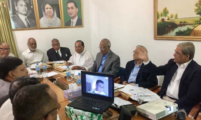 দ্বিতীয় দিনেও মনোনয়ন প্রত্যাশীদের সাক্ষাৎকার নিচ্ছেন তারেক